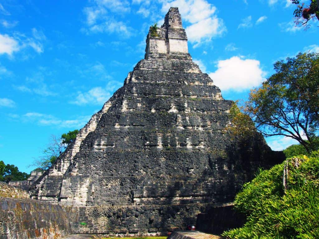 Sunrise at Tikal: A Travel Highlight – Never Ending Footsteps