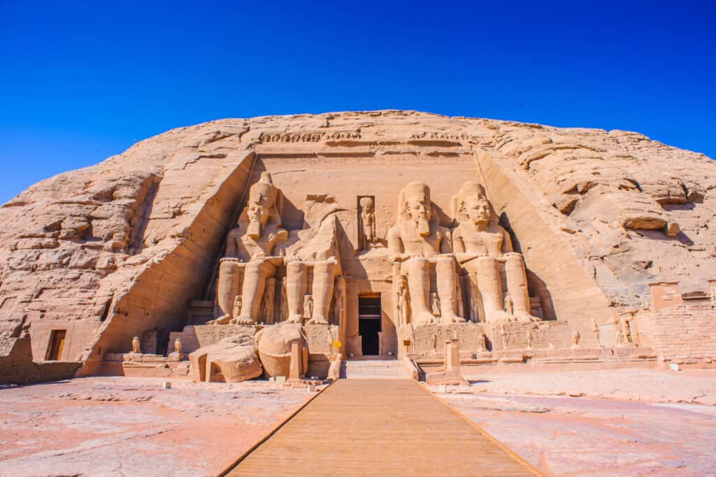 travel ke egypt